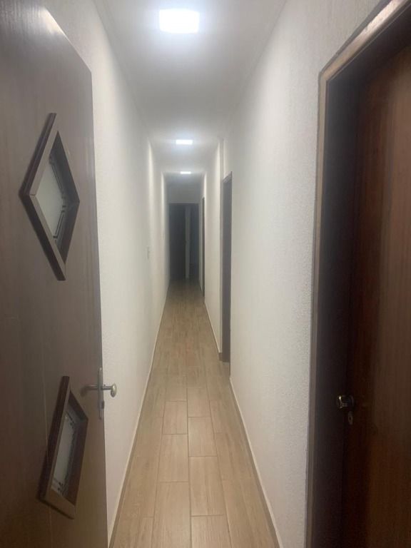 Casa à venda com 3 quartos, 200m² - Foto 12