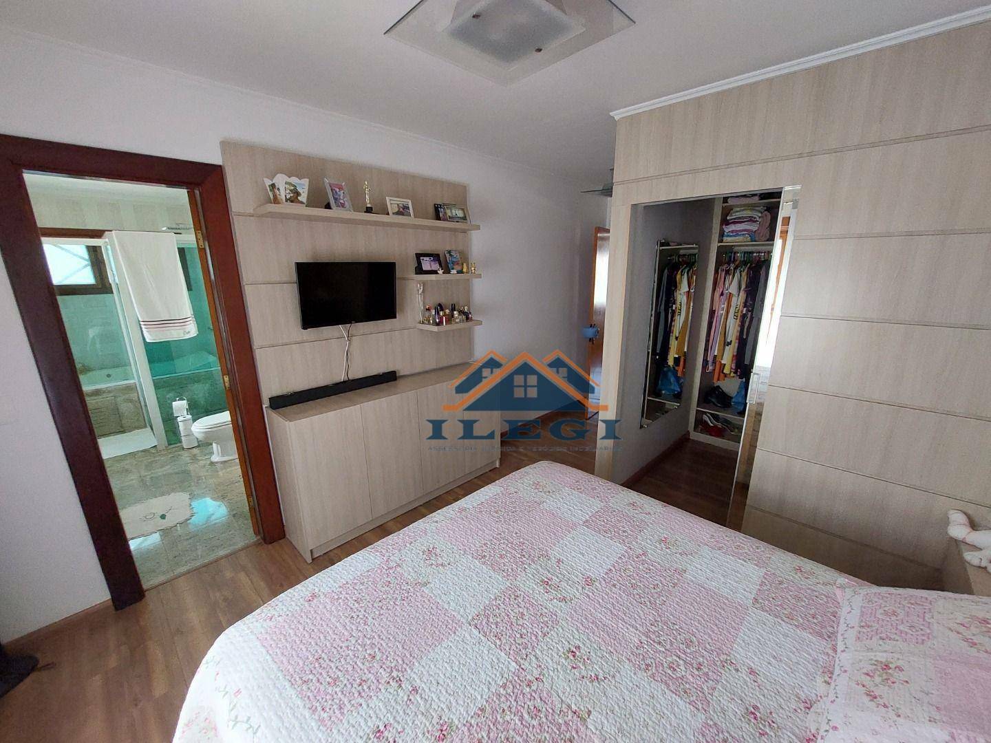 Casa de Condomínio à venda com 4 quartos, 385m² - Foto 35