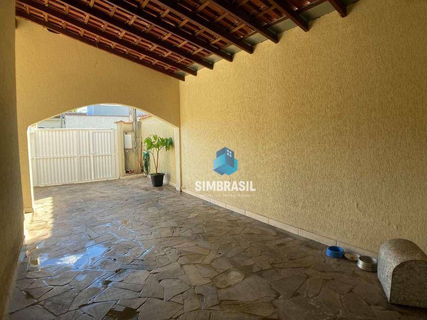 Casa à venda com 3 quartos, 158m² - Foto 3