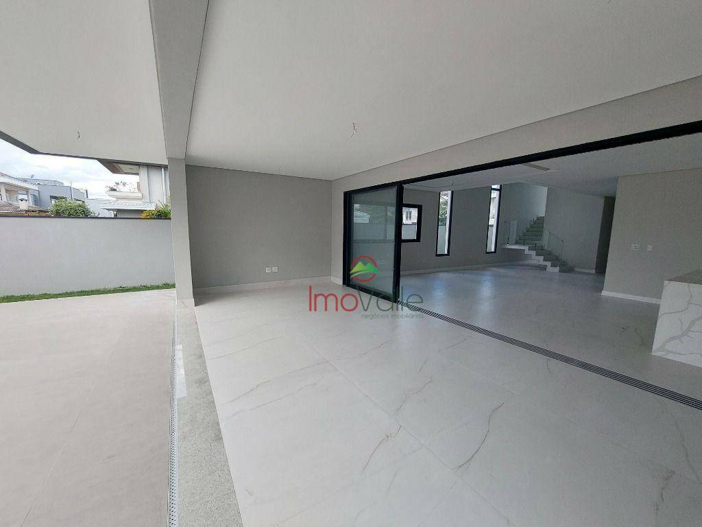 Casa de Condomínio à venda com 5 quartos, 440m² - Foto 17