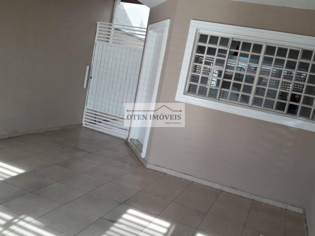 Casa à venda com 4 quartos, 125m² - Foto 1