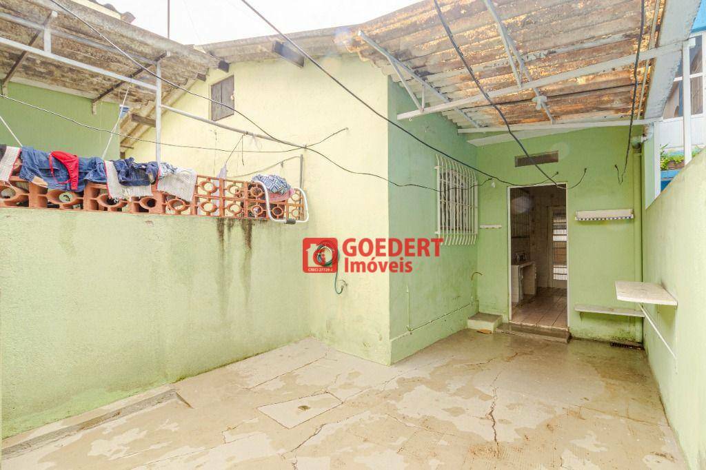 Casa à venda com 2 quartos, 201m² - Foto 17