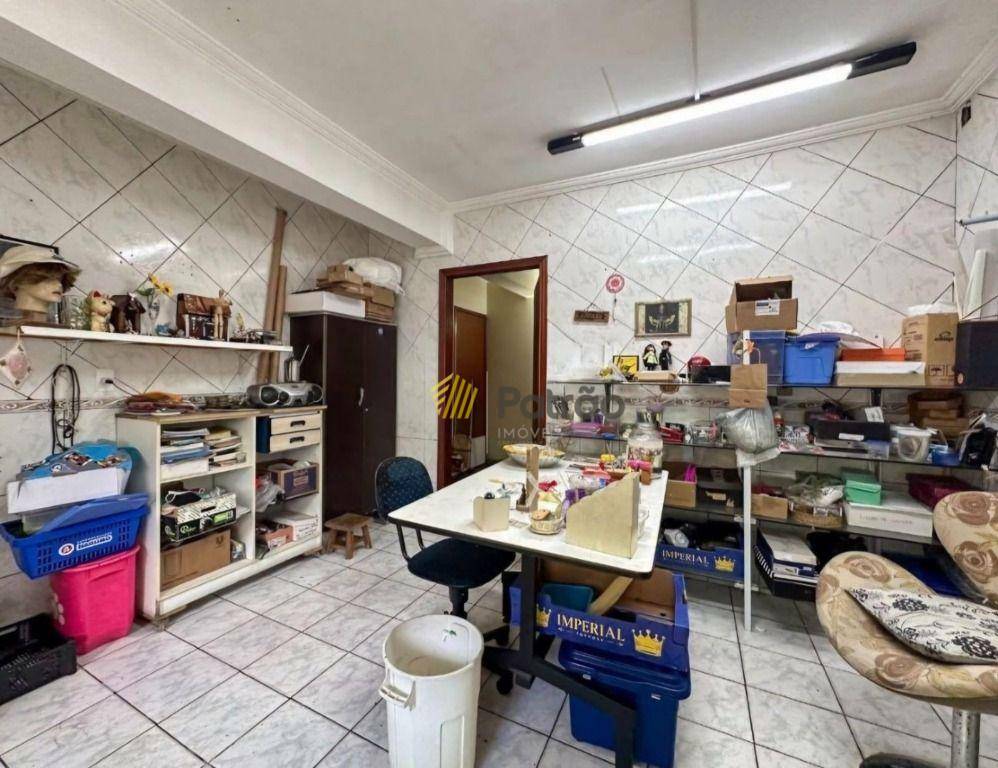 Sobrado à venda com 5 quartos, 470m² - Foto 26