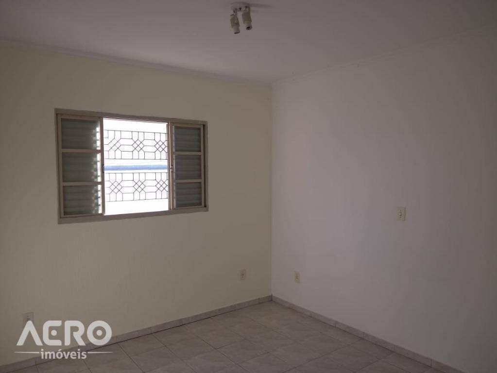 Casa à venda com 3 quartos, 124m² - Foto 10