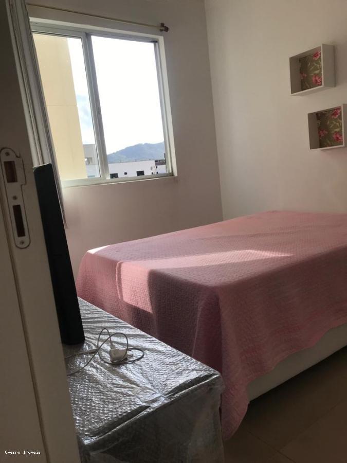 Apartamento à venda com 2 quartos, 67m² - Foto 11