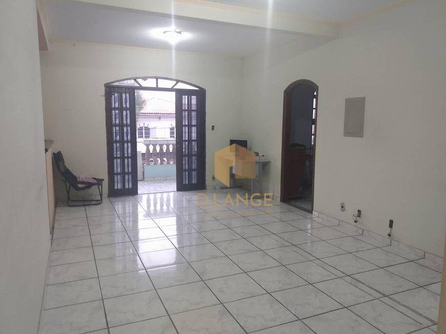 Casa à venda com 4 quartos, 300m² - Foto 2