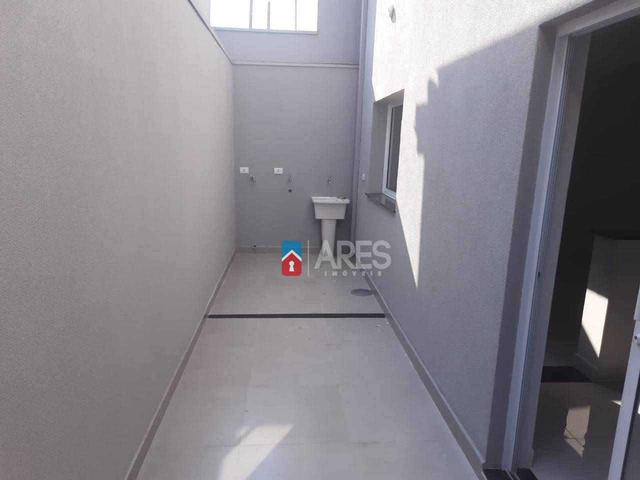 Casa à venda com 3 quartos, 192m² - Foto 11