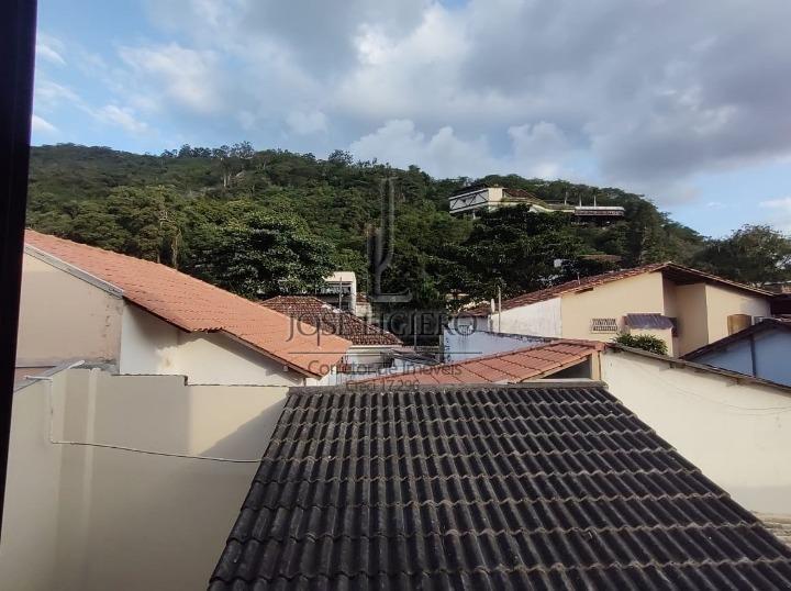 Casa à venda com 4 quartos, 180m² - Foto 26