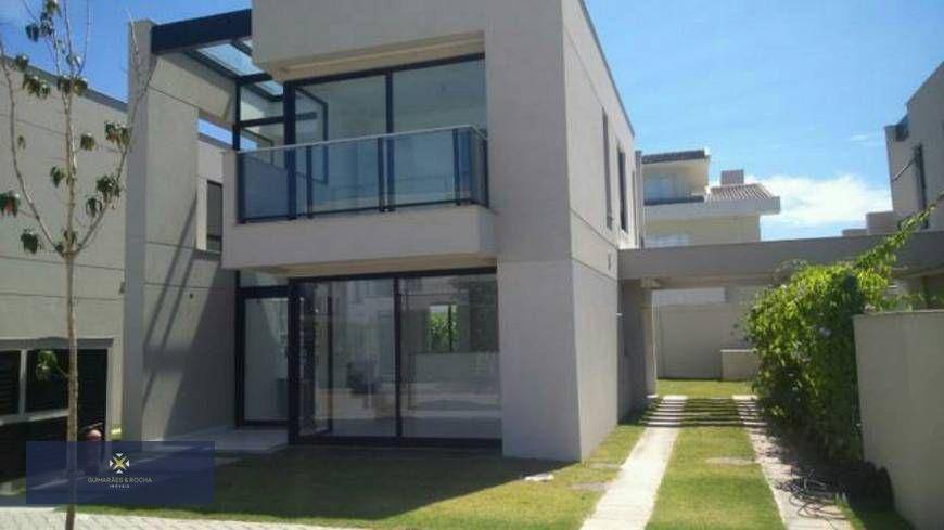 Casa de Condomínio à venda com 3 quartos, 244m² - Foto 1