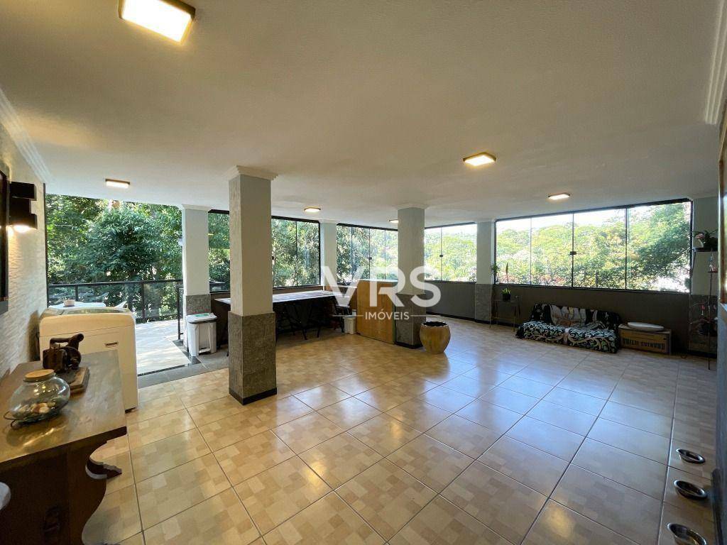 Casa de Condomínio à venda com 4 quartos, 250m² - Foto 34