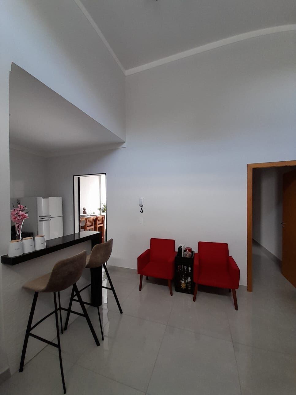 Casa à venda com 3 quartos, 238m² - Foto 8