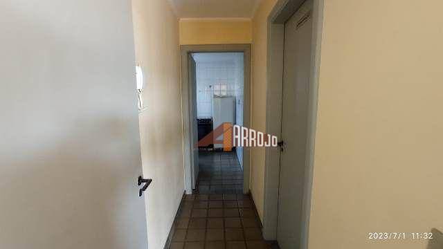 Apartamento à venda com 3 quartos, 127m² - Foto 25