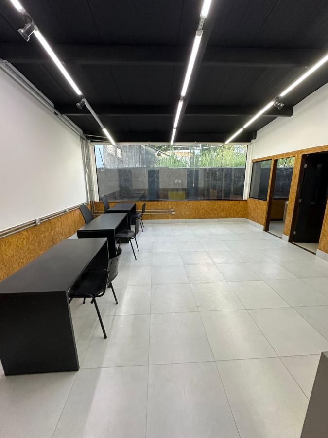 Prédio Inteiro para alugar, 160m² - Foto 9