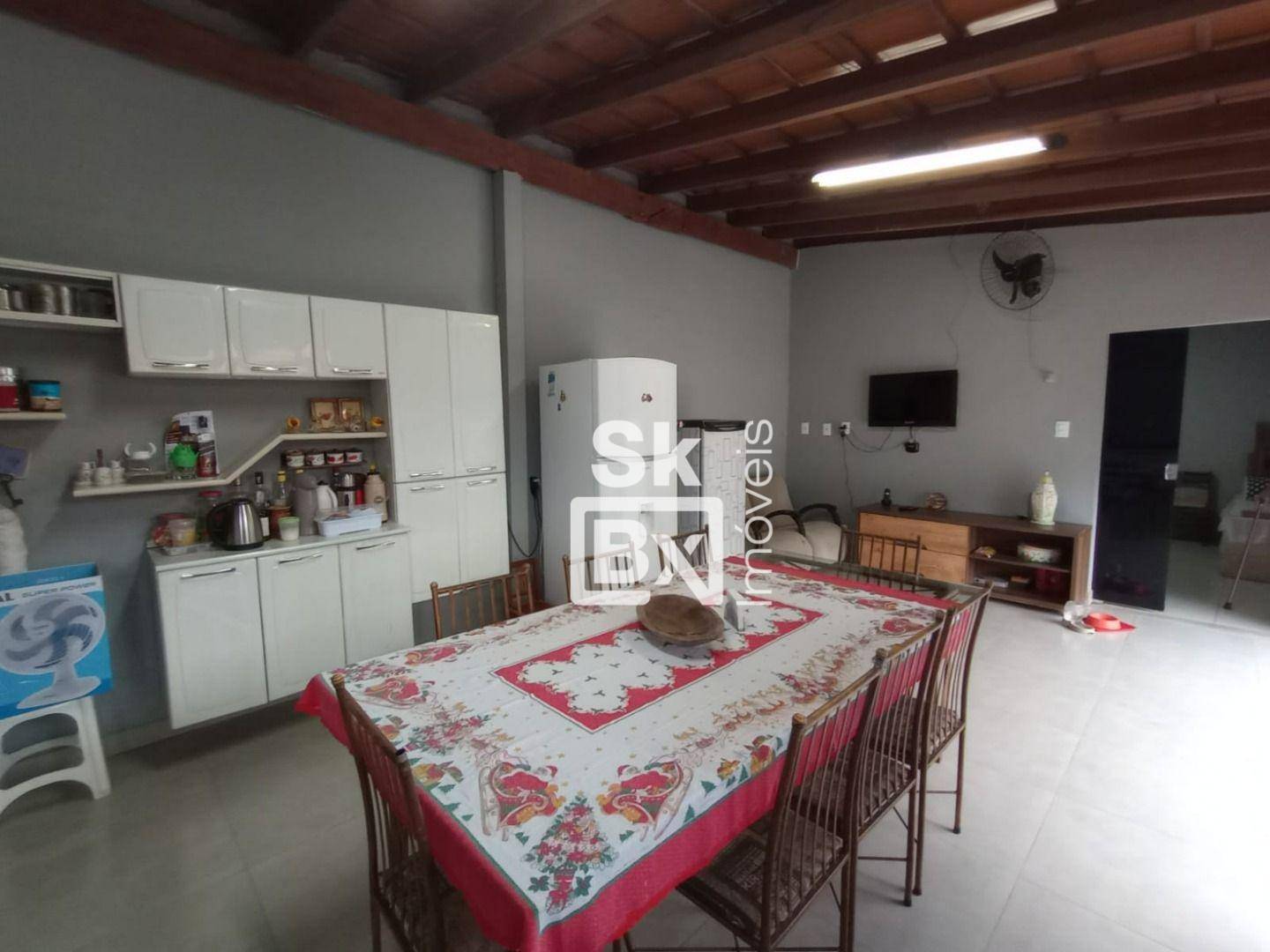 Casa à venda com 4 quartos, 203m² - Foto 11