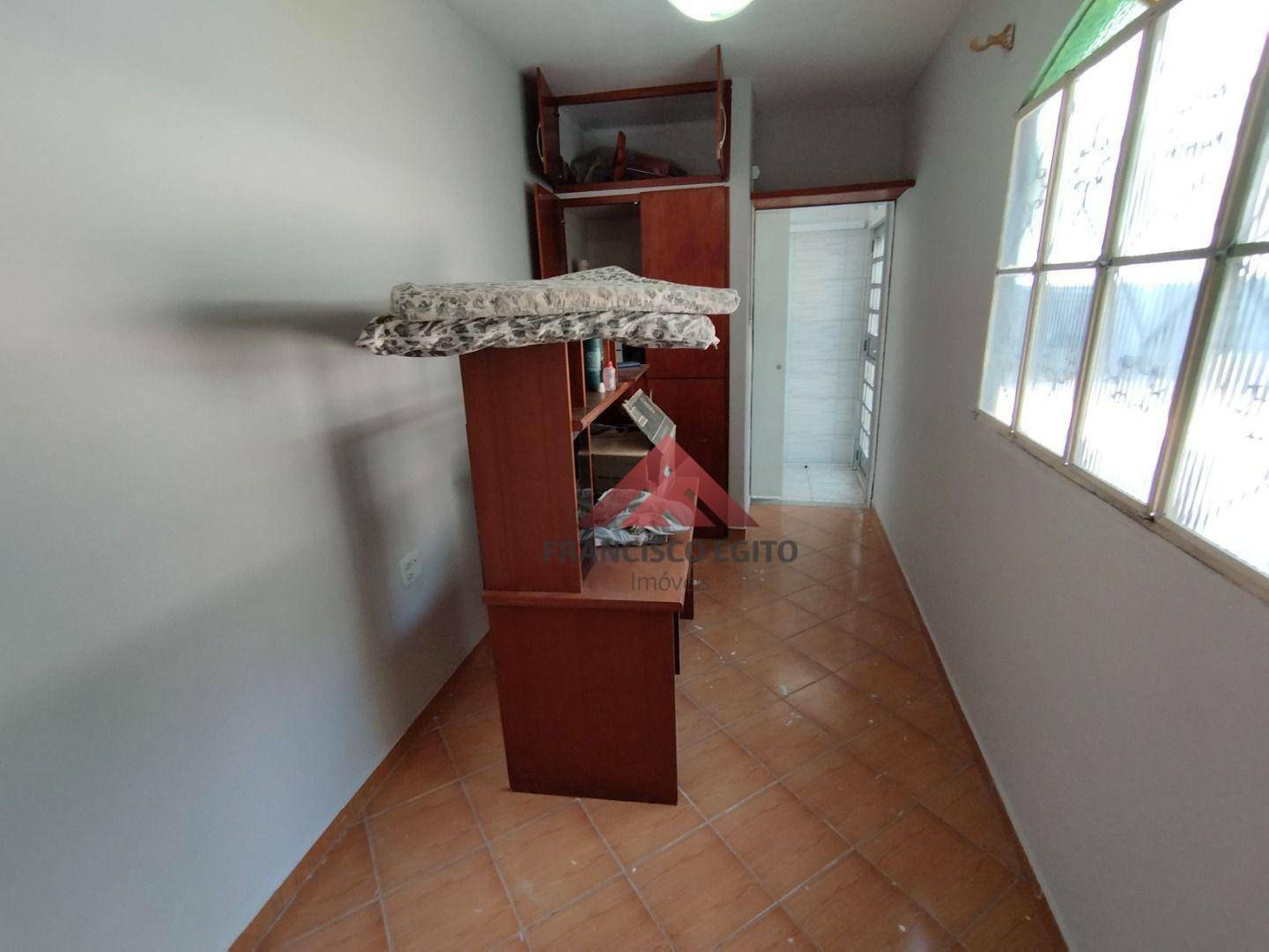 Casa à venda com 4 quartos, 286m² - Foto 26