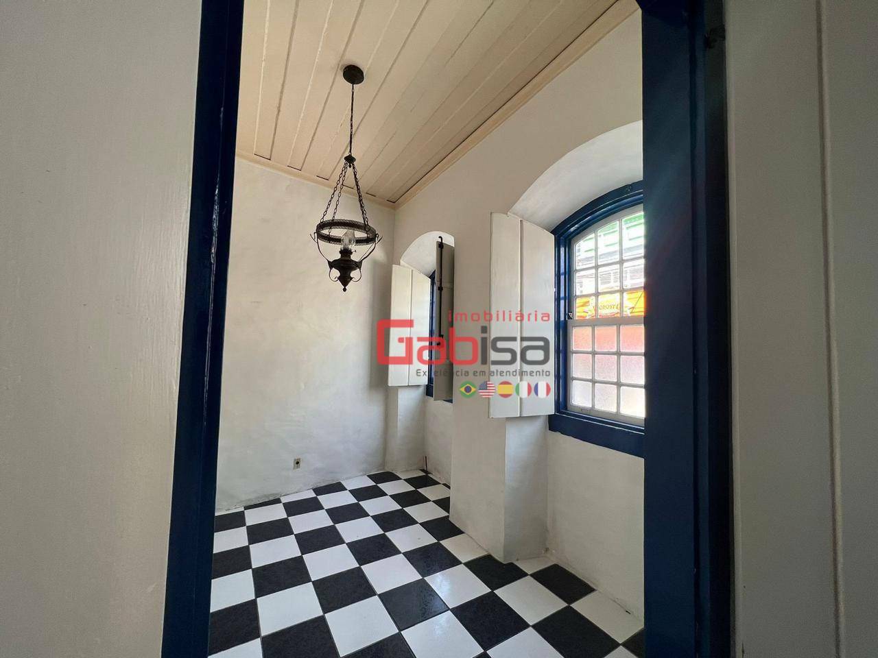 Casa para alugar com 8 quartos, 150m² - Foto 25