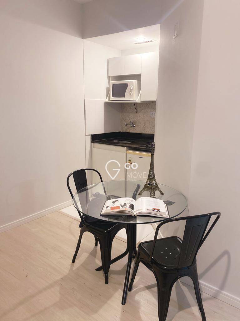 Apartamento para alugar com 1 quarto, 30m² - Foto 2