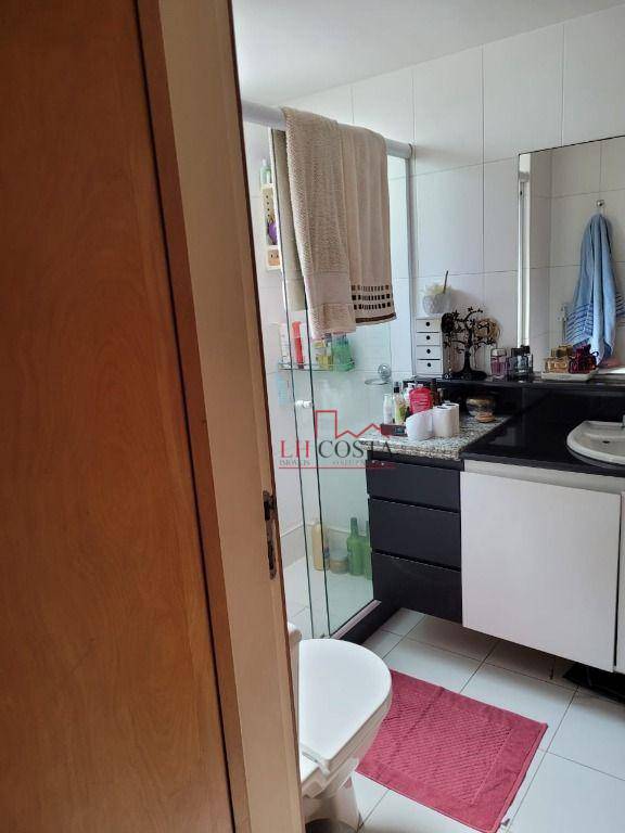 Apartamento à venda com 4 quartos, 152m² - Foto 13