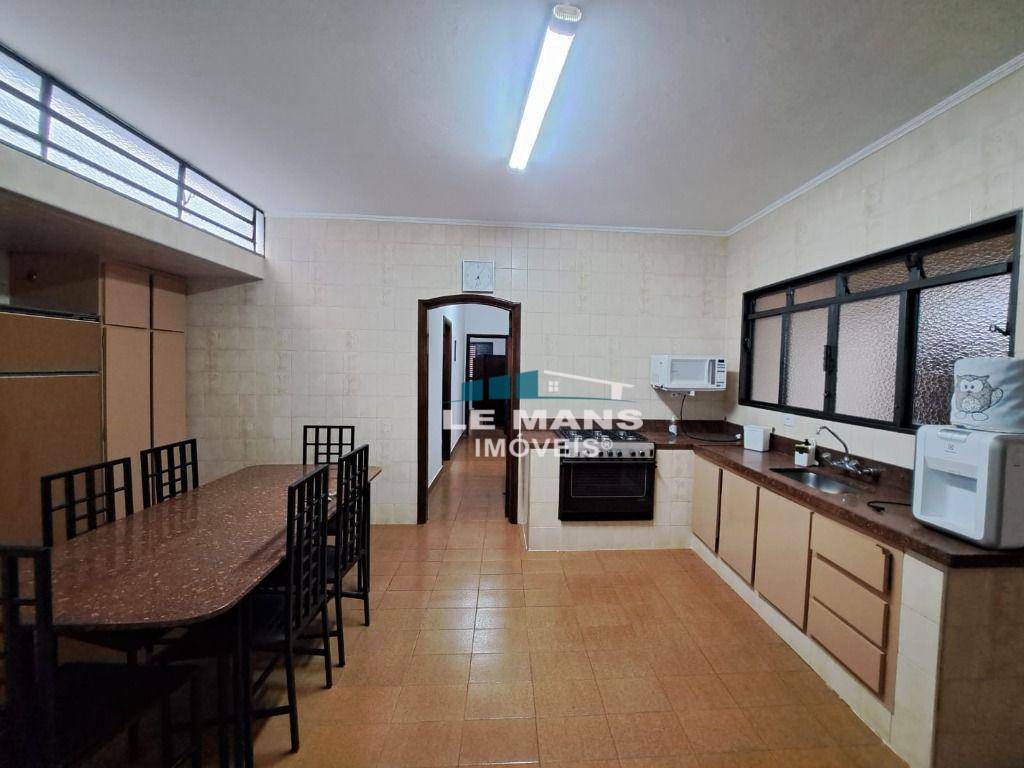 Casa à venda com 4 quartos, 250m² - Foto 7