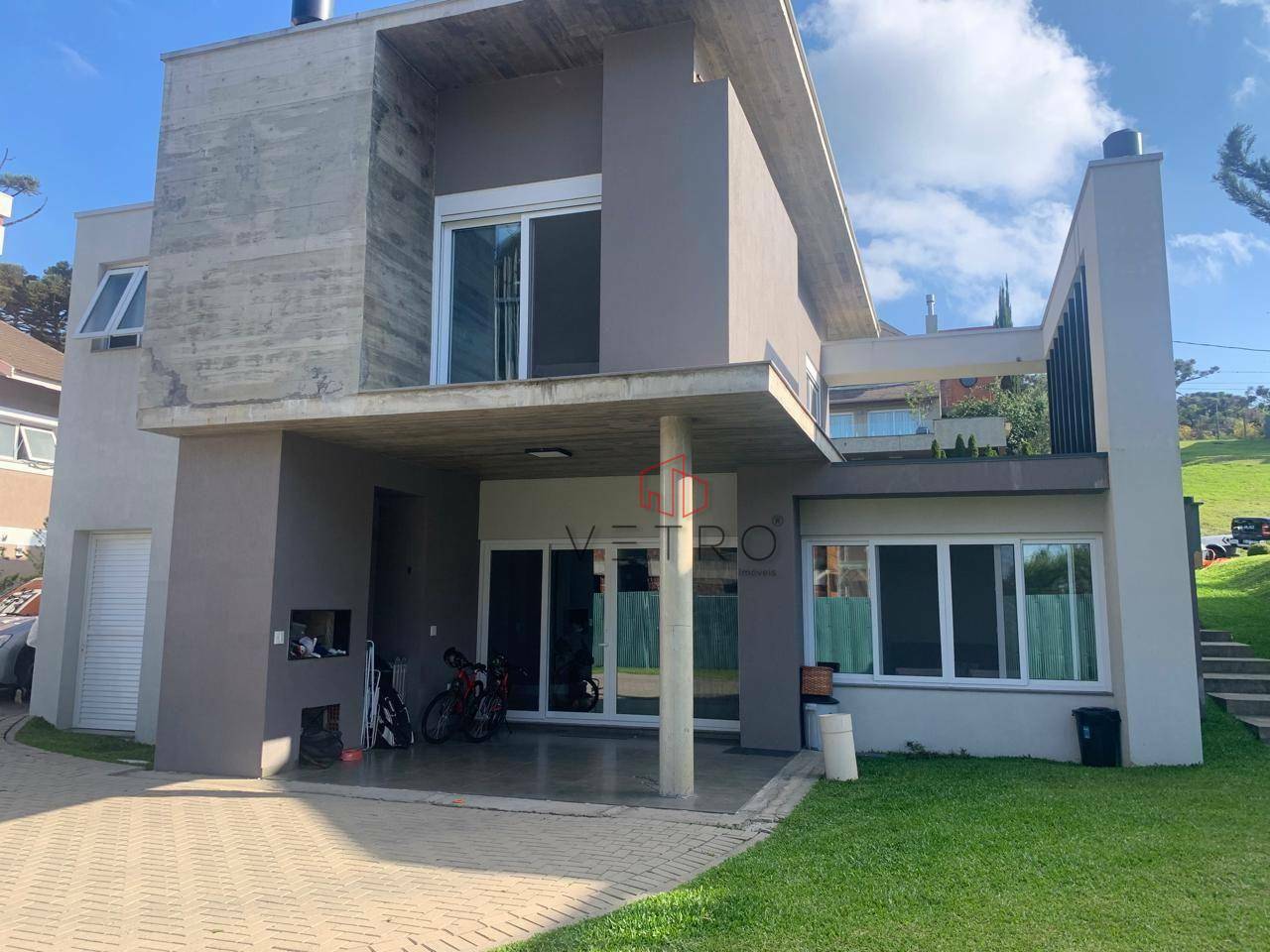 Casa de Condomínio à venda com 3 quartos, 243m² - Foto 3