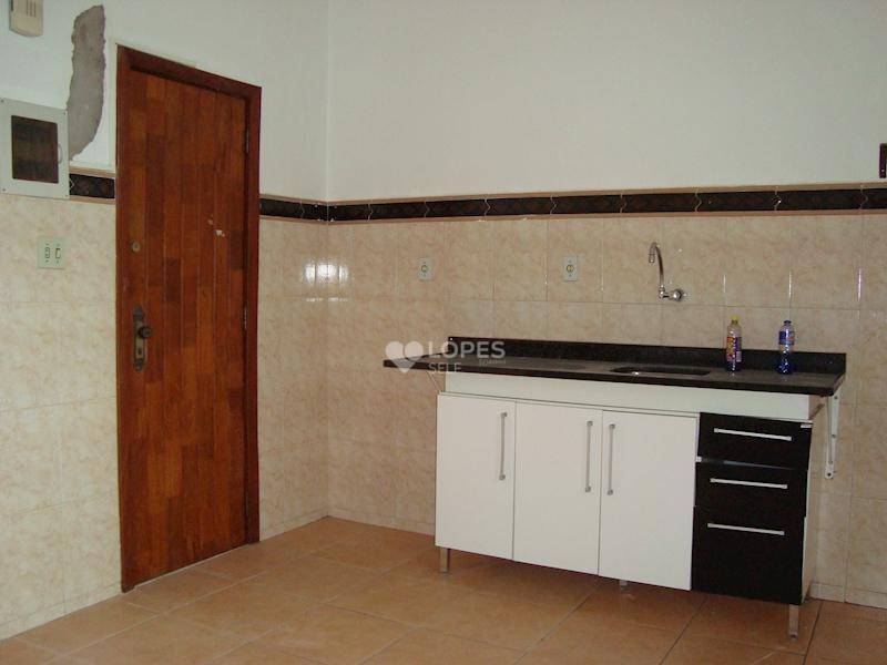 Apartamento à venda com 2 quartos, 105m² - Foto 11