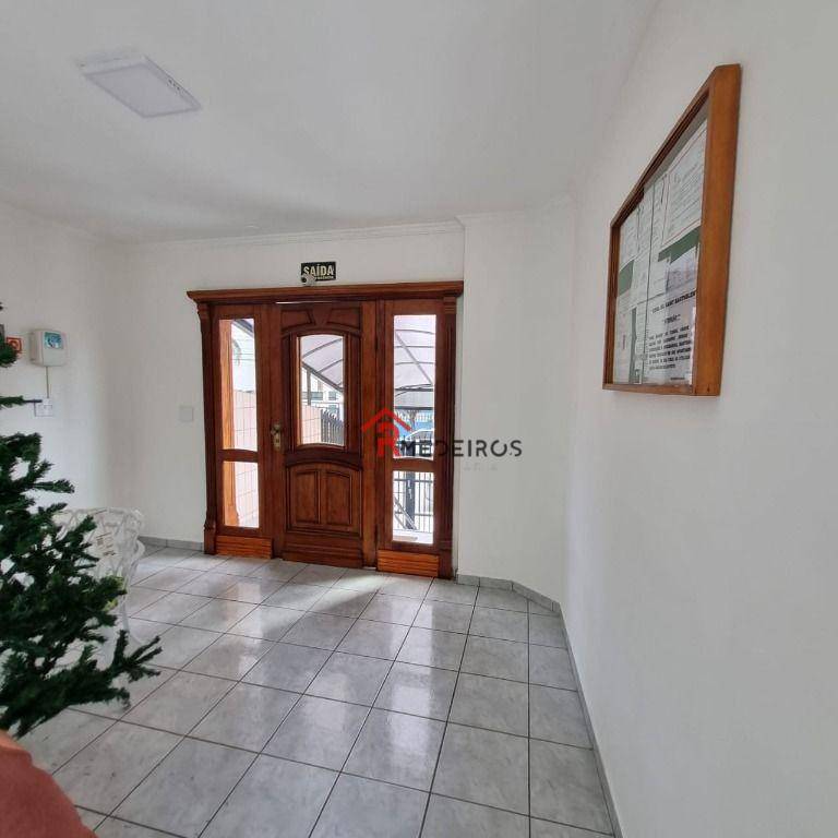 Apartamento à venda com 1 quarto, 47m² - Foto 4