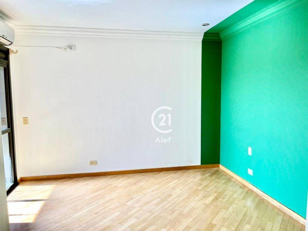 Apartamento à venda com 3 quartos, 240m² - Foto 21