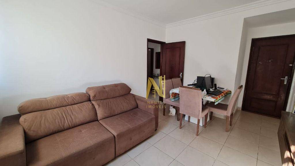 Apartamento à venda com 2 quartos, 65m² - Foto 1