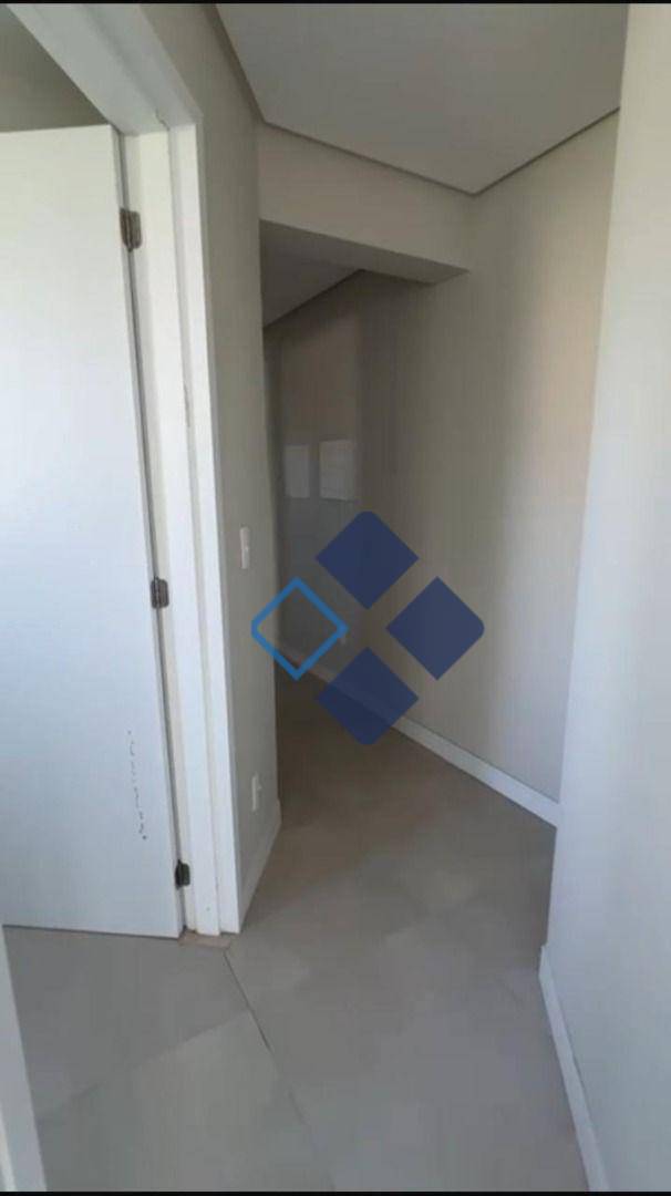 Apartamento à venda com 2 quartos, 69m² - Foto 4