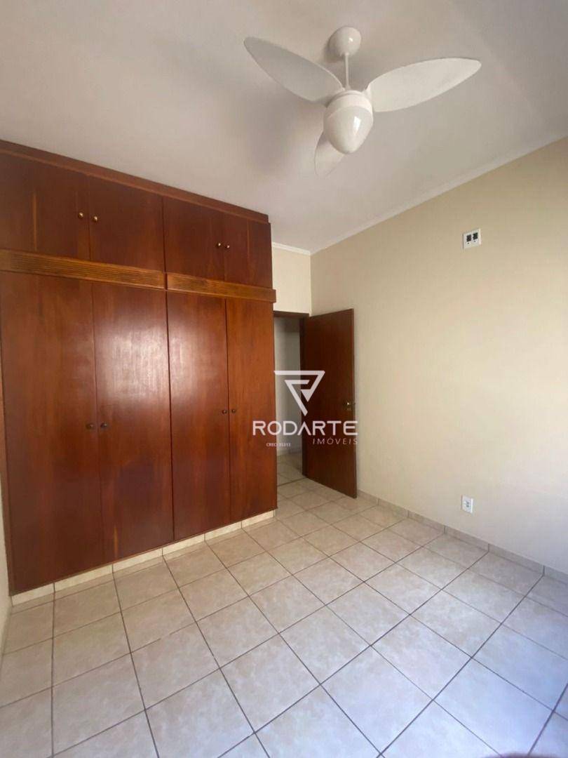 Casa à venda com 3 quartos, 244m² - Foto 12