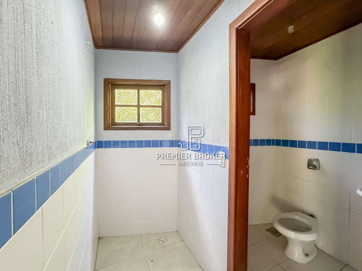 Casa de Condomínio à venda com 4 quartos, 276m² - Foto 34