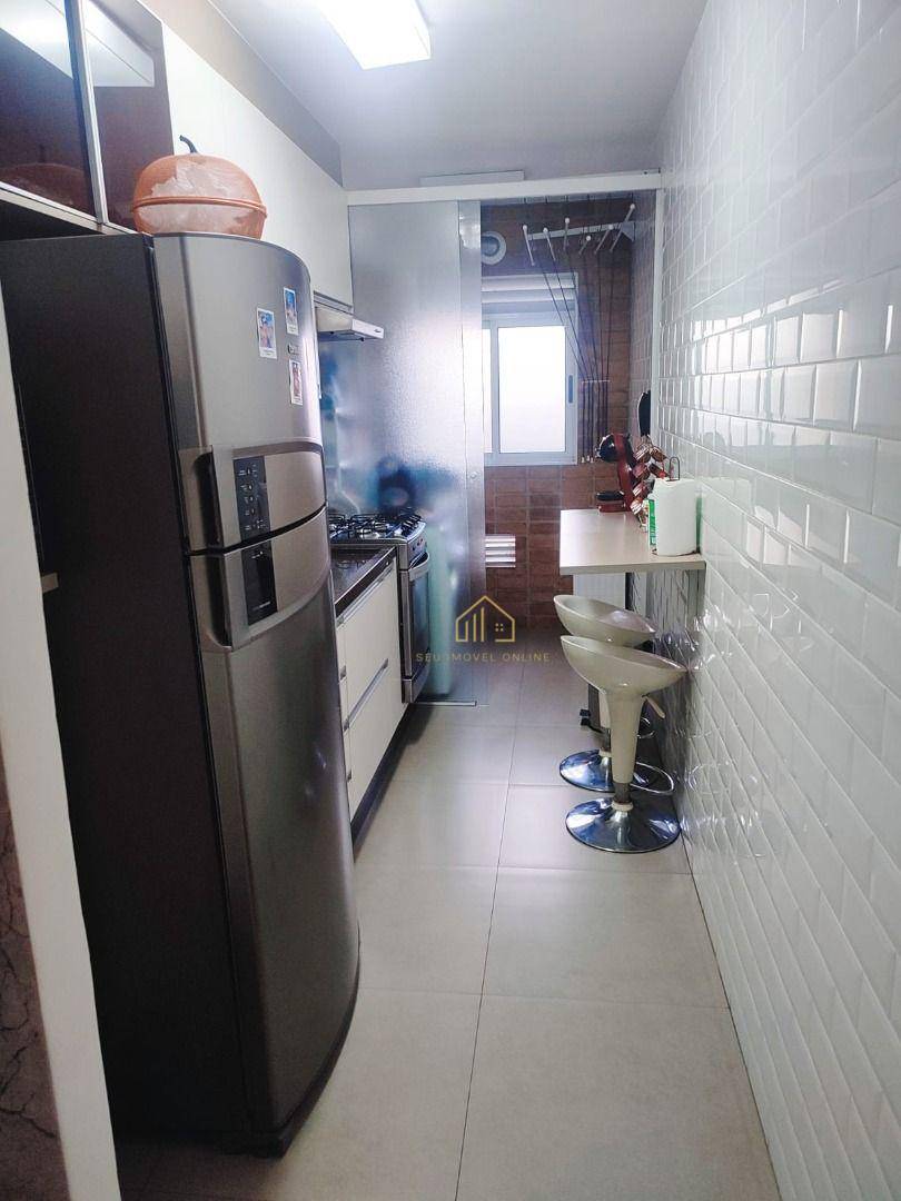 Apartamento à venda com 3 quartos, 70m² - Foto 13