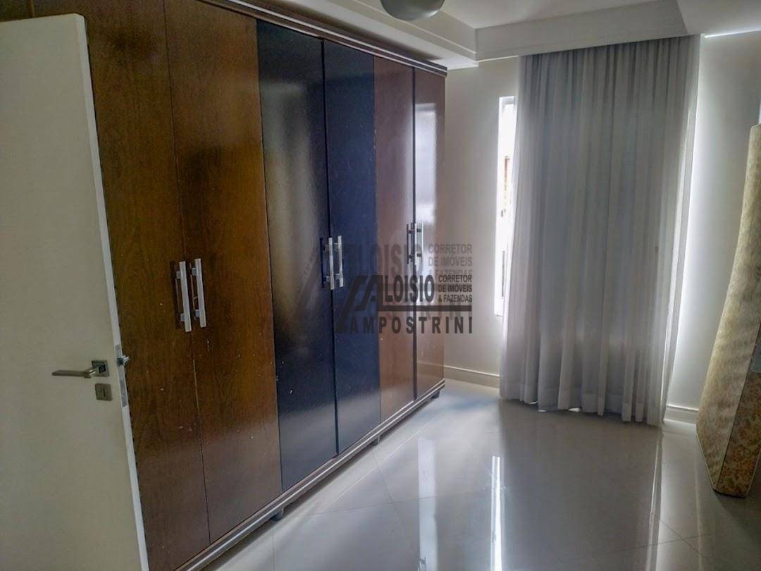 Casa à venda com 5 quartos, 400m² - Foto 11