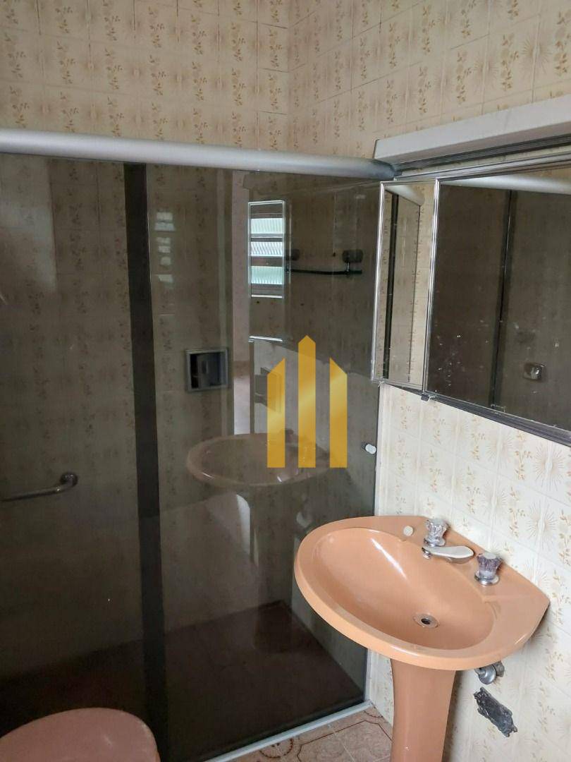 Sobrado à venda e aluguel com 3 quartos, 180m² - Foto 35