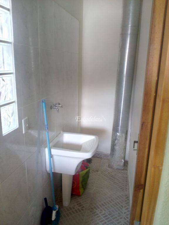 Casa à venda com 4 quartos, 200m² - Foto 24