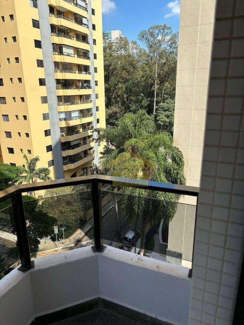 Apartamento para alugar com 4 quartos, 124m² - Foto 5