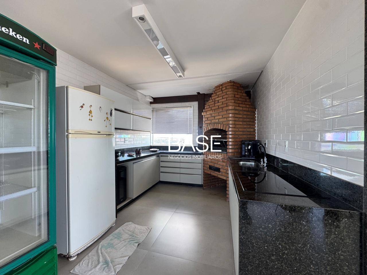 Cobertura, 4 quartos, 226 m² - Foto 3