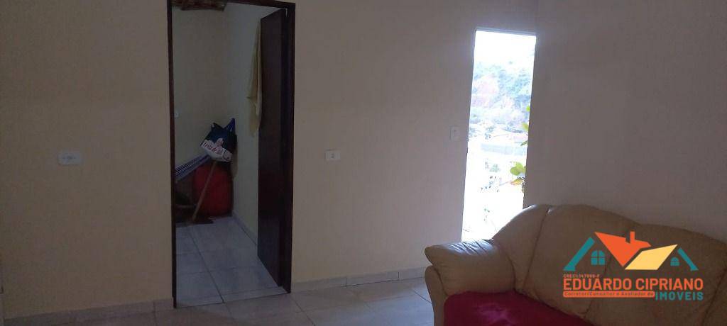 Casa à venda com 2 quartos, 54m² - Foto 10