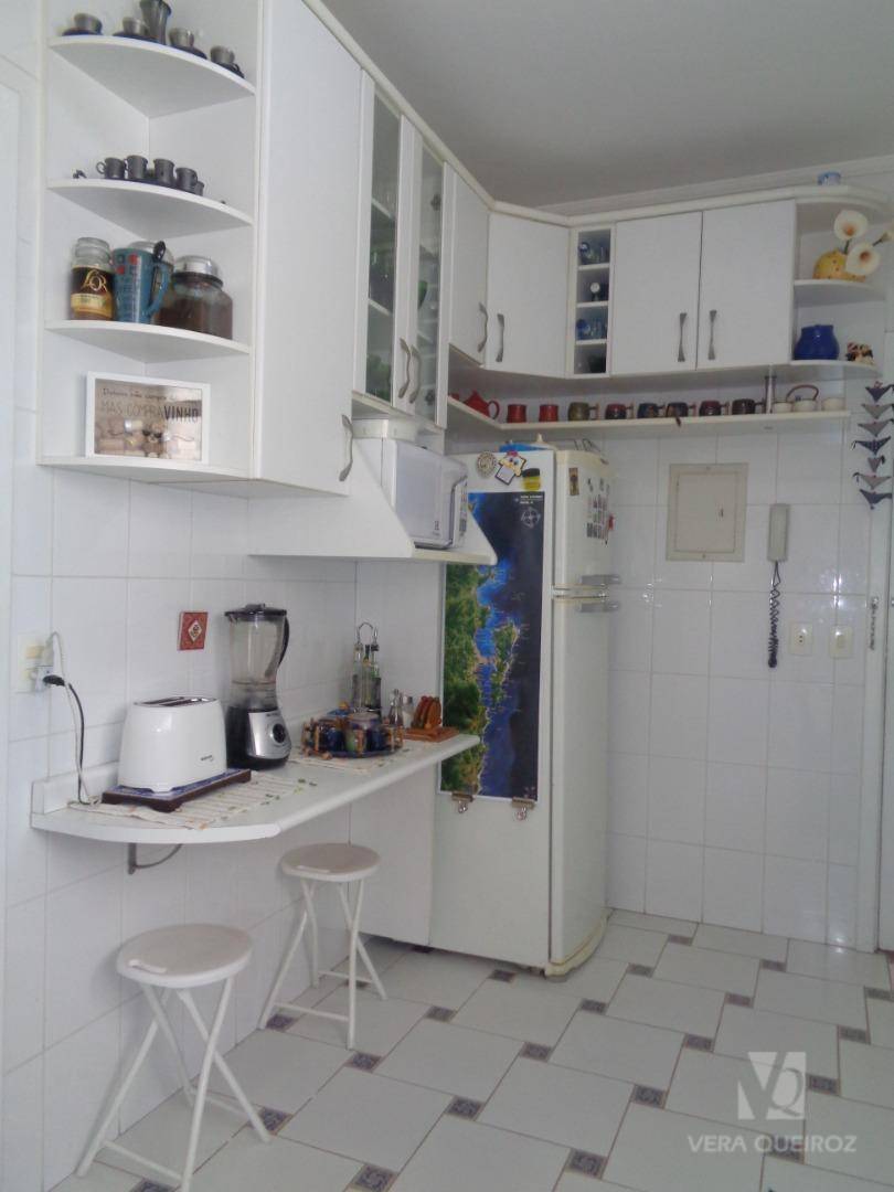 Apartamento à venda com 3 quartos, 92m² - Foto 19