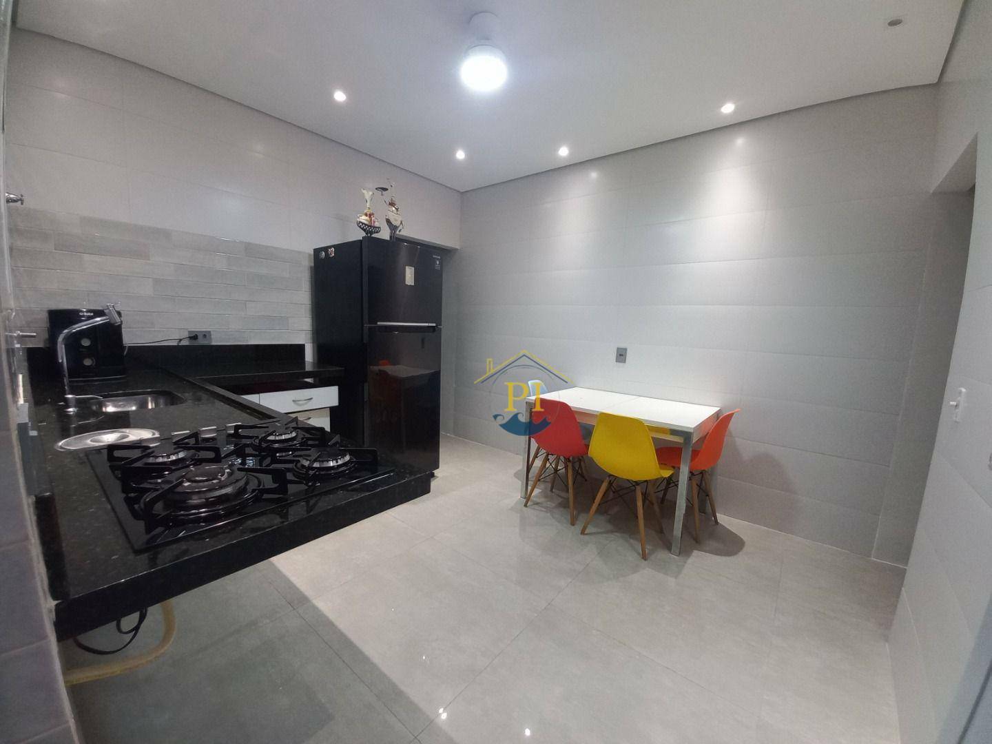 Casa à venda com 2 quartos, 72m² - Foto 5