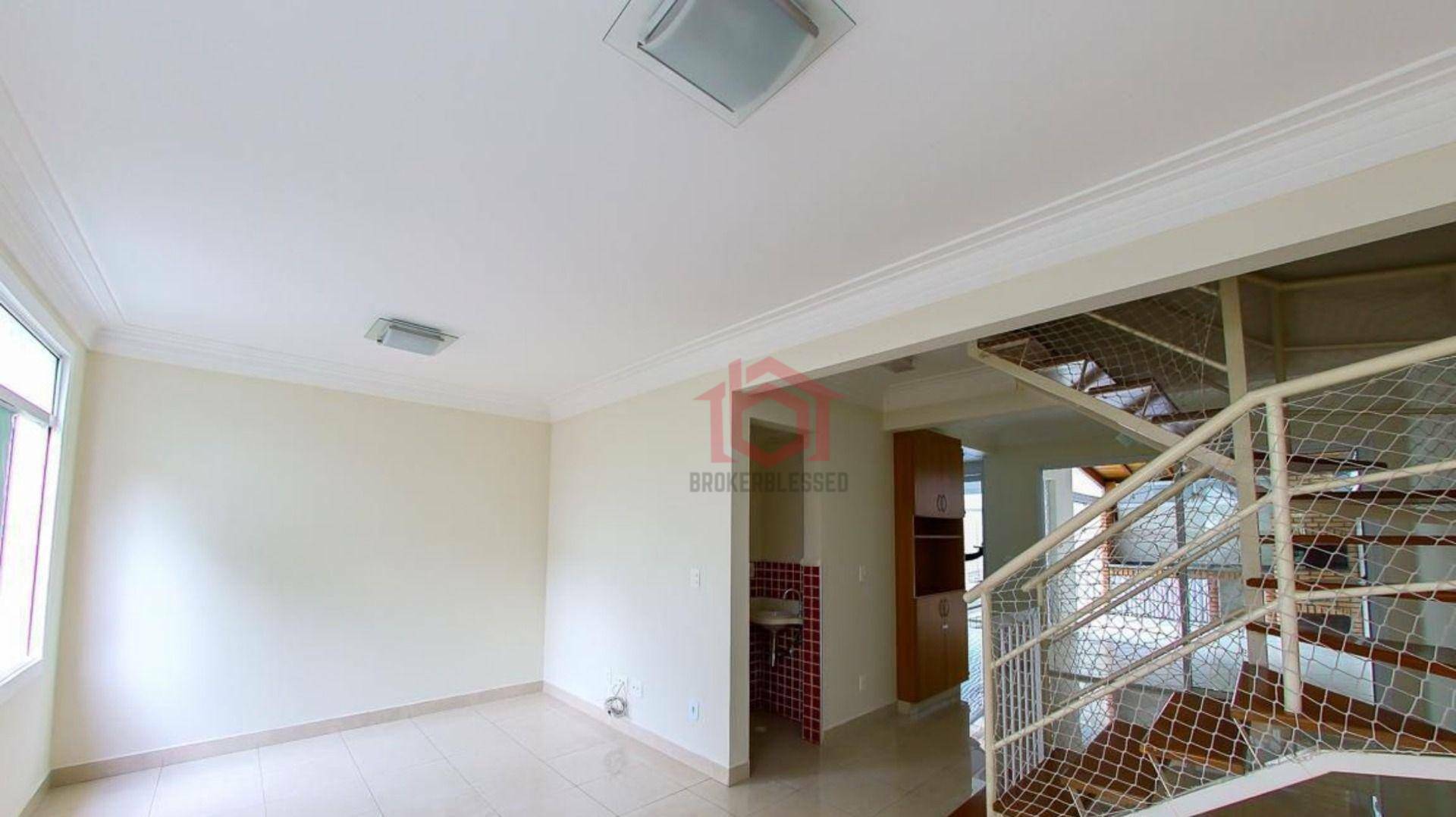 Casa à venda com 3 quartos, 115m² - Foto 2