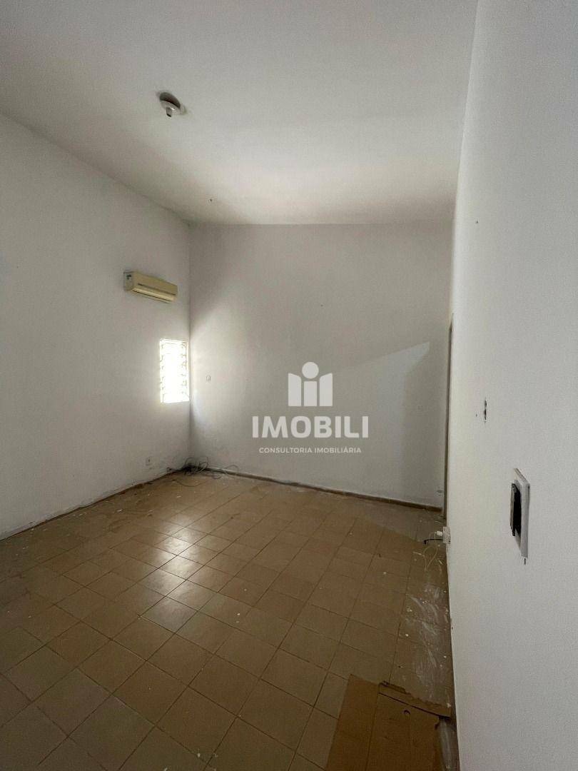 Casa à venda com 3 quartos, 130m² - Foto 5