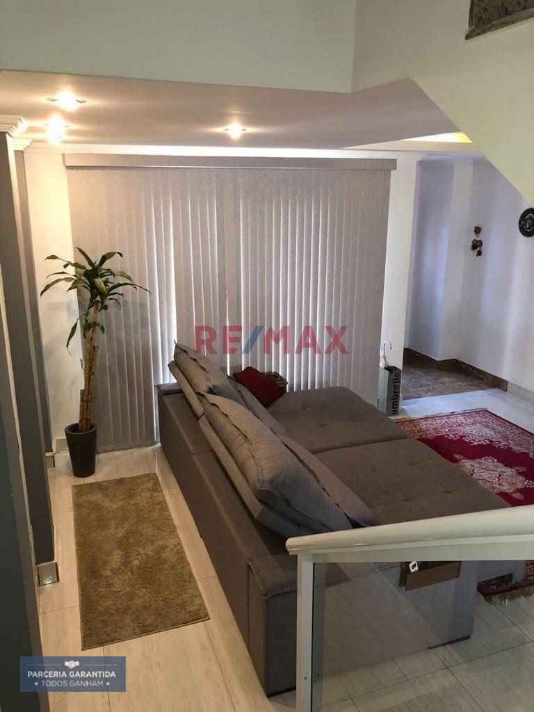 Casa à venda com 3 quartos, 166m² - Foto 7