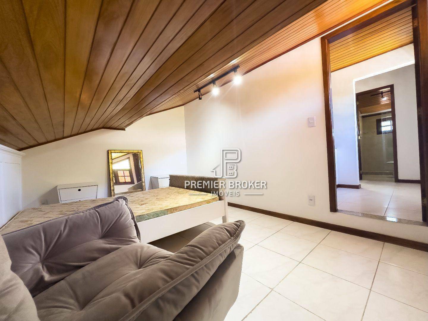 Casa de Condomínio à venda com 3 quartos, 200m² - Foto 30