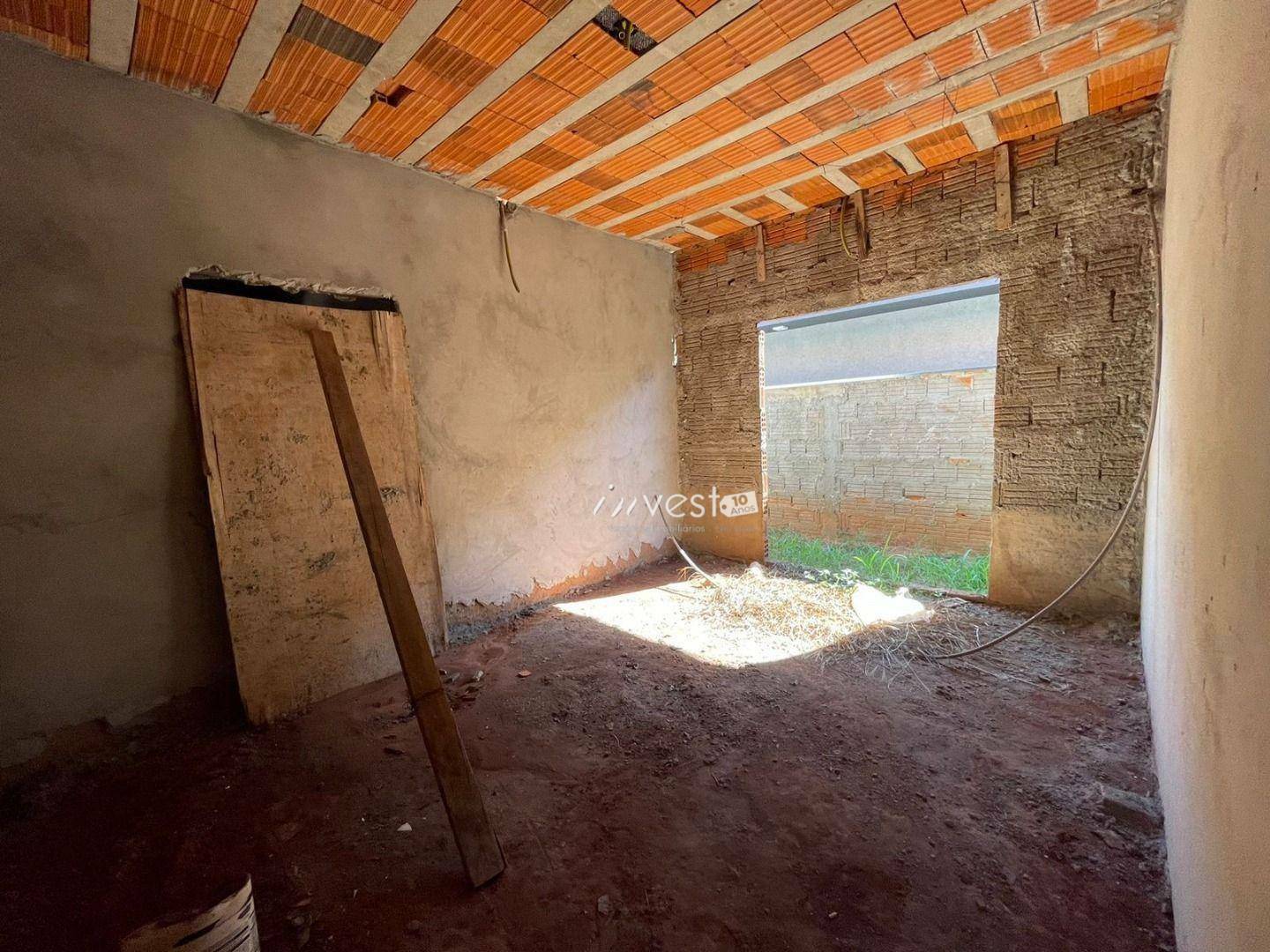 Casa à venda com 3 quartos, 200m² - Foto 4