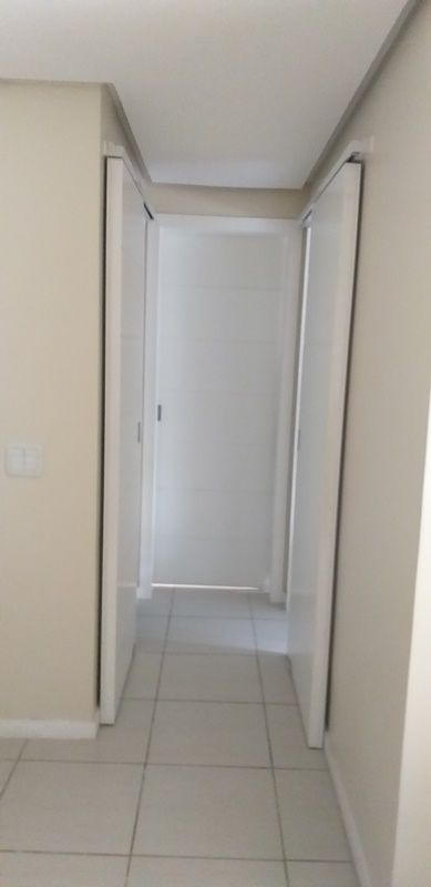 Apartamento à venda com 2 quartos, 100m² - Foto 11