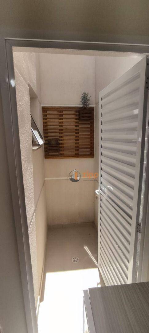 Sobrado à venda com 3 quartos, 100m² - Foto 10