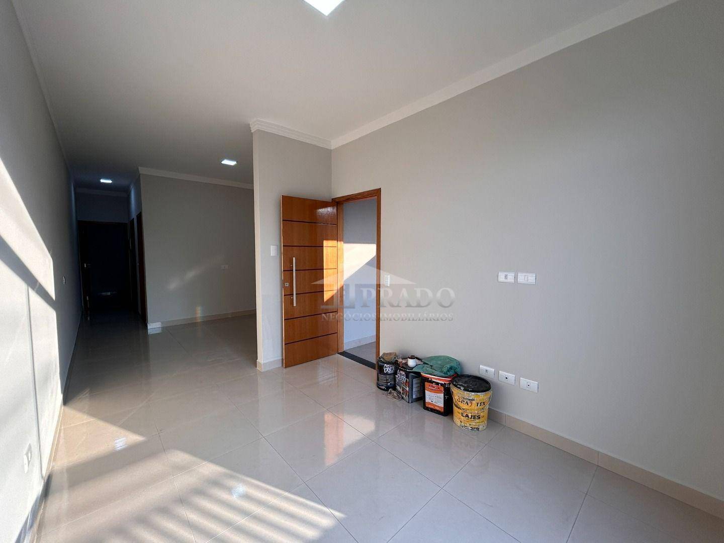 Casa à venda com 2 quartos, 70m² - Foto 5