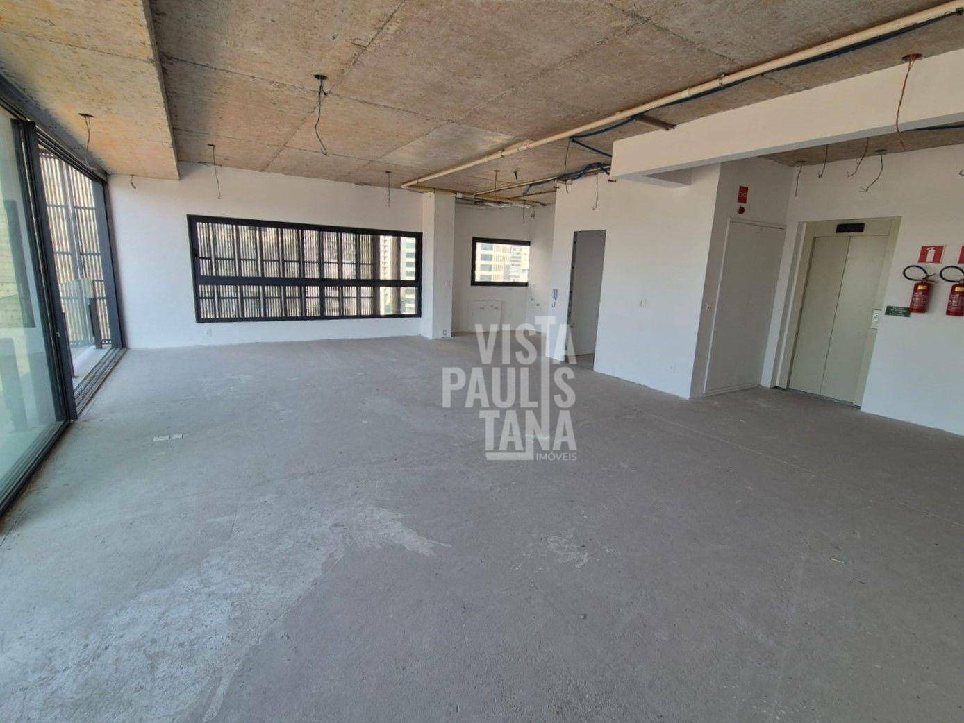 Apartamento à venda com 3 quartos, 183m² - Foto 4