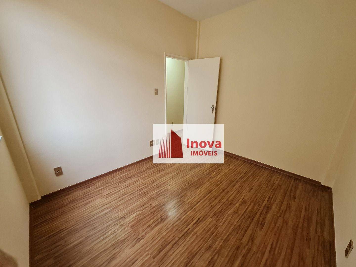 Apartamento à venda com 3 quartos, 94m² - Foto 15